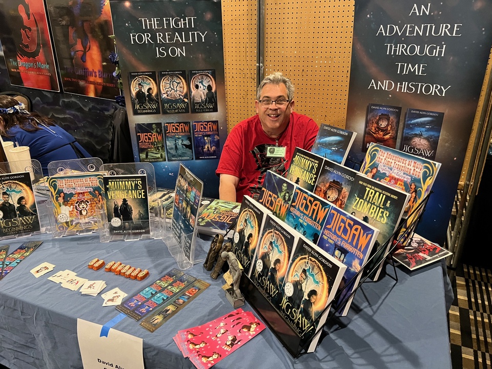 Having a GREAT time at TusCon 51 this year. The place is FULL of great books and authors. https://tusconscificon.com